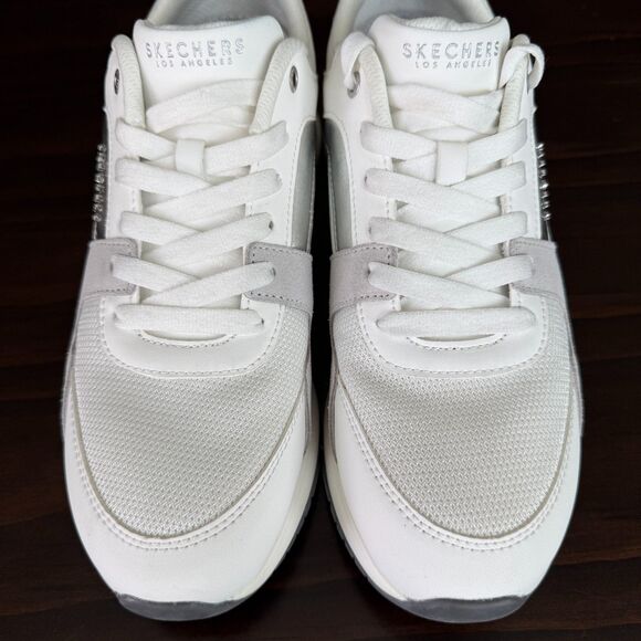 Size 10 - Skechers Women's Runway Posh Gal Super Lightweight Retro Sneaker - Picture 11 of 12